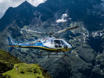 kathmandu lukla helicopter flight