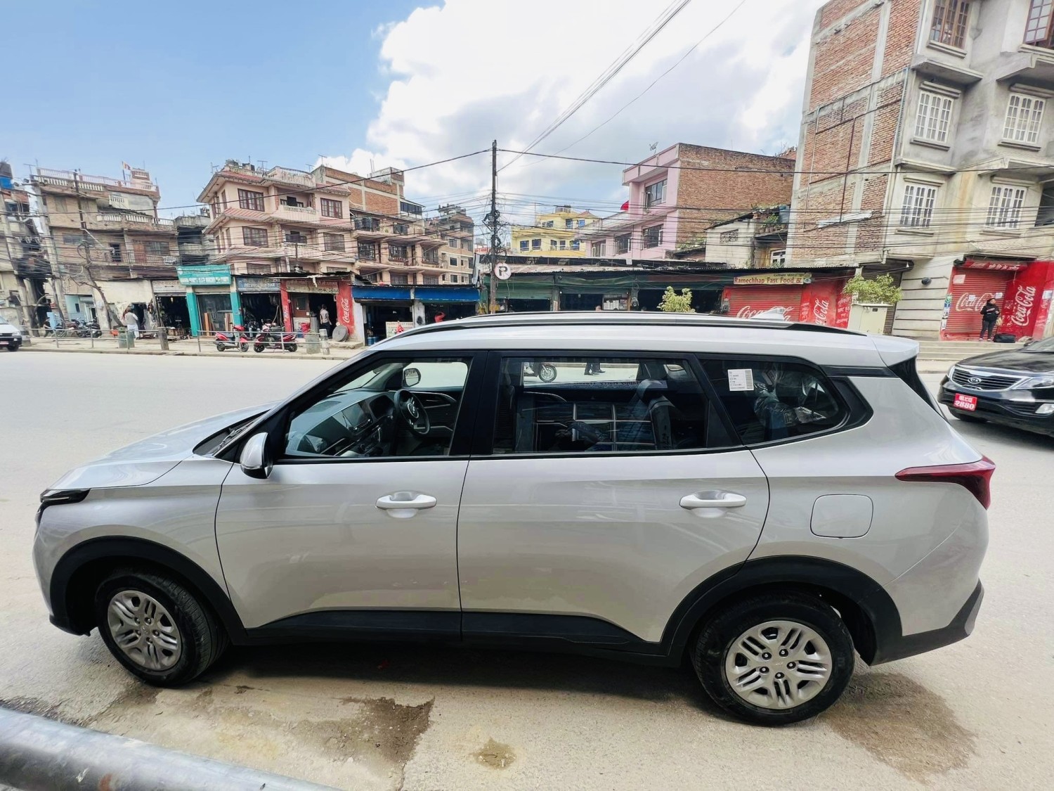 Pokhara to Chitwan by Car